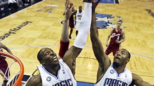 dwight-howard-rashard-lewis.jpg